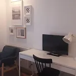 El Portazgo Restaurante 招待所