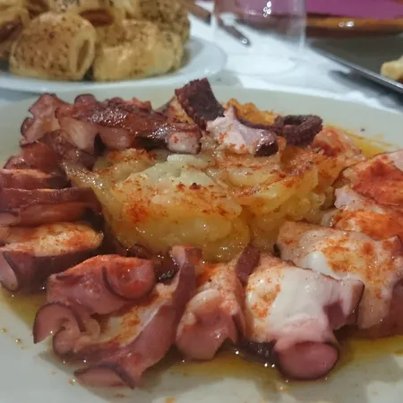 El Portazgo Restaurante Pensión La Cistérniga